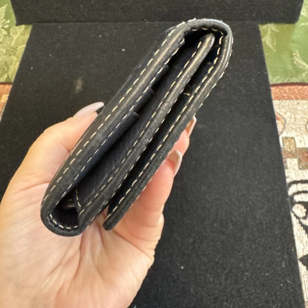 CH Carolina Herrera Leather Trifold  Wallet with Removable Coin Purse Continenta